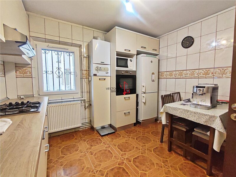 Doamna Ghica Apartament et.1, mobilat utilat,centrala termica, bloc 1991 Doamna Ghica Pancota