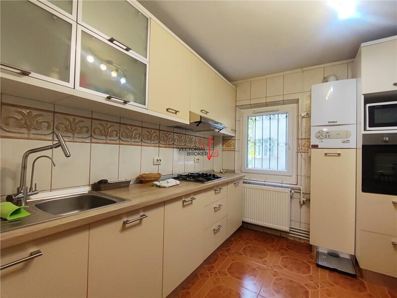 Doamna Ghica Apartament et.1, mobilat utilat,centrala termica, bloc 1991 Doamna Ghica Pancota