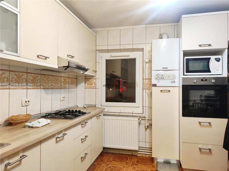 Doamna Ghica Apartament et.1, mobilat utilat,centrala termica, bloc 1991 Doamna Ghica Pancota